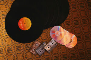CD vs Vinyl Records Comparison